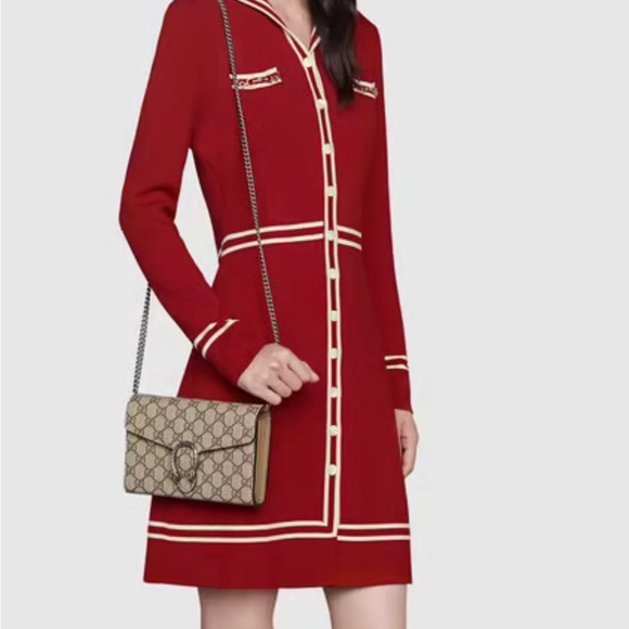 Gucci Chain Wallet - Picture 4 of 13